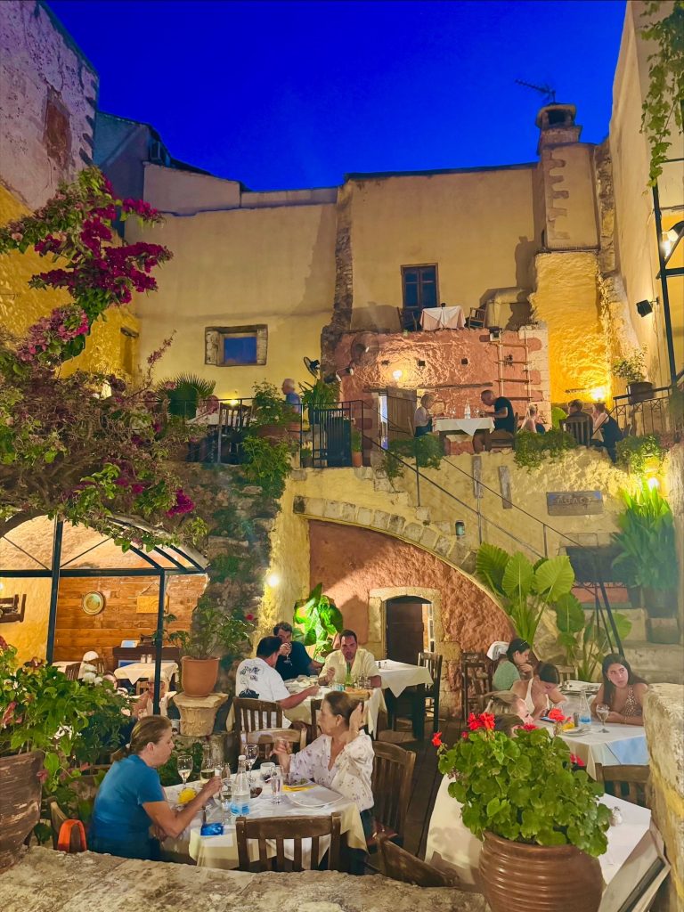 Tholos retaurant, Chania