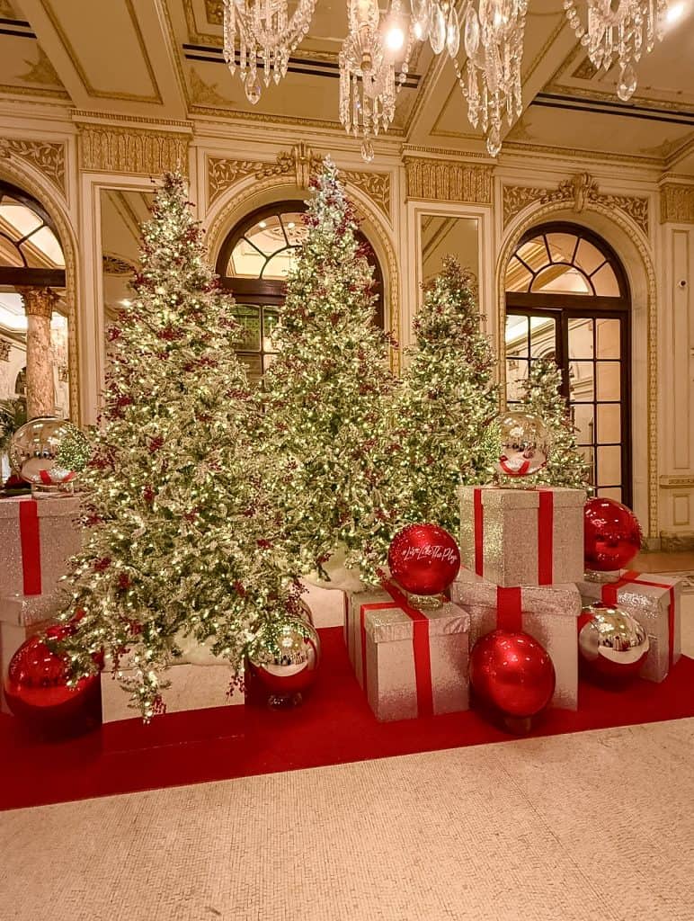 Christmas tree decs The Plaza New York