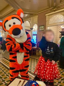 Character dining Disneyland Paris