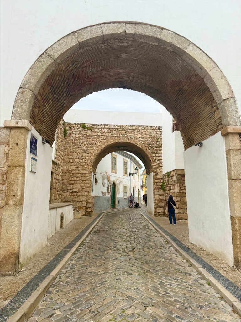 Faro - Arco do Repouso