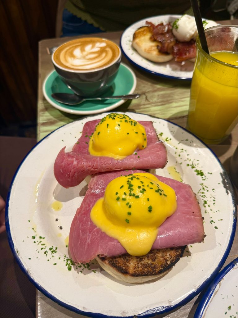 Drury 188-189 - eggs pastrami