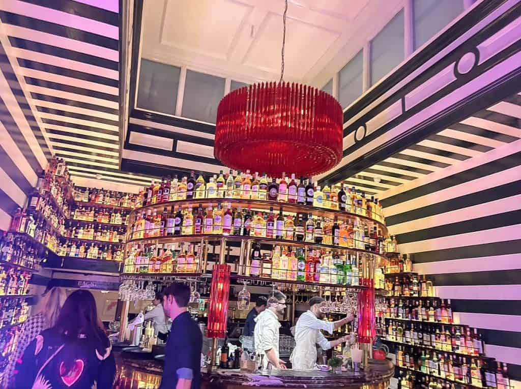 Ave Mario bar London