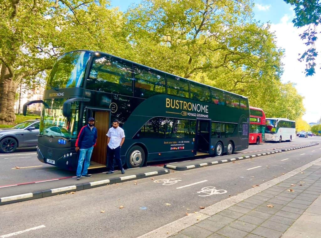 Bustrnome London